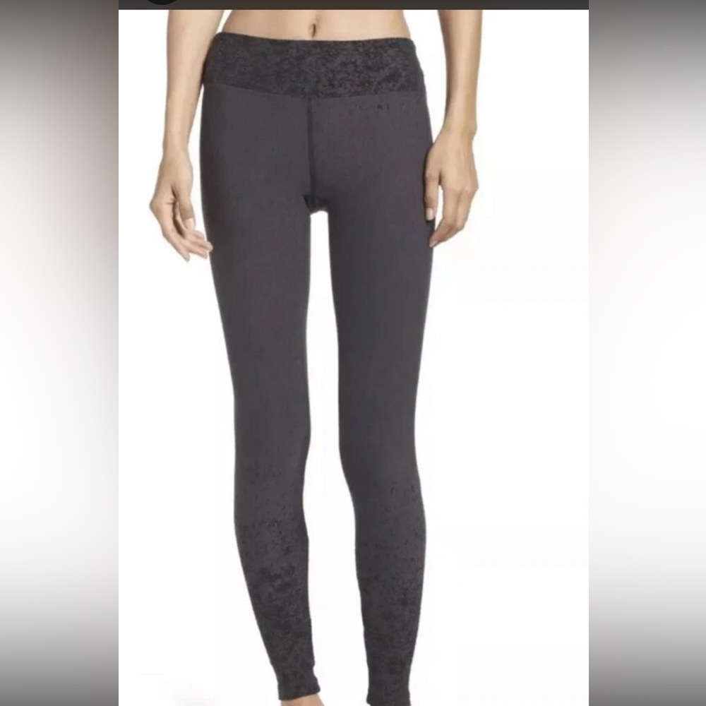 Koral Women's Gray Leggings size small